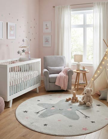 5' 3 x 5' 3 Star Whimsy Kids Round Rug