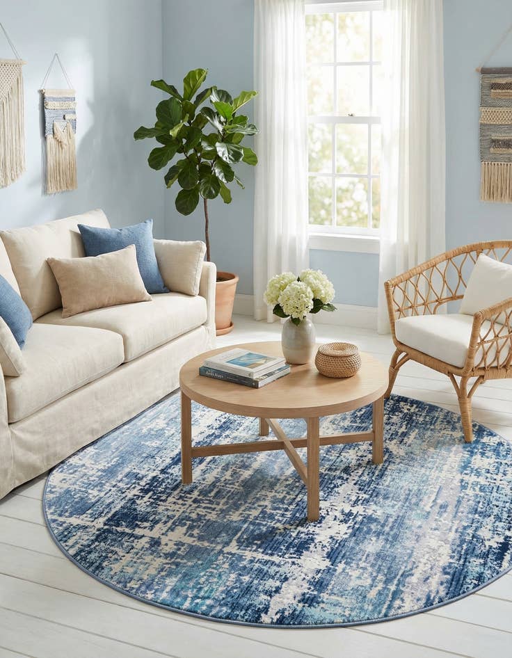 Detail image of 3' 7 x 3' 7 Malibu Round Rug