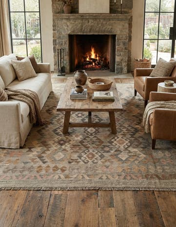 6' 2 x 8' Hand Knotted Kilim Maymana Wool Rug