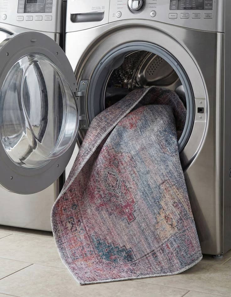 Detail image of 6' x 9'  Washable Sisu Rug