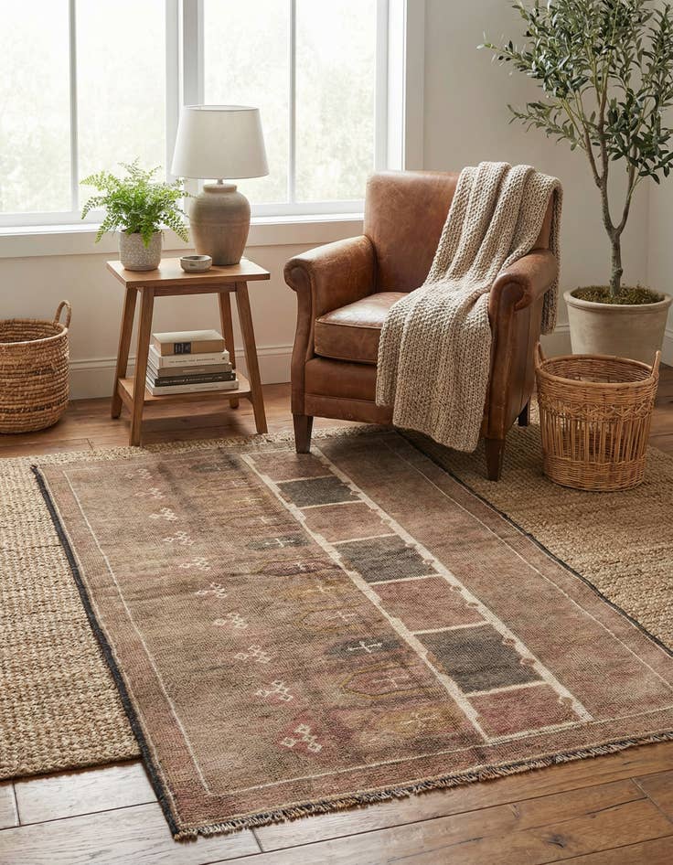 Detail image of 3' x 4' 10  Hand Knotted Ultra Vintage Persian Wool Rug