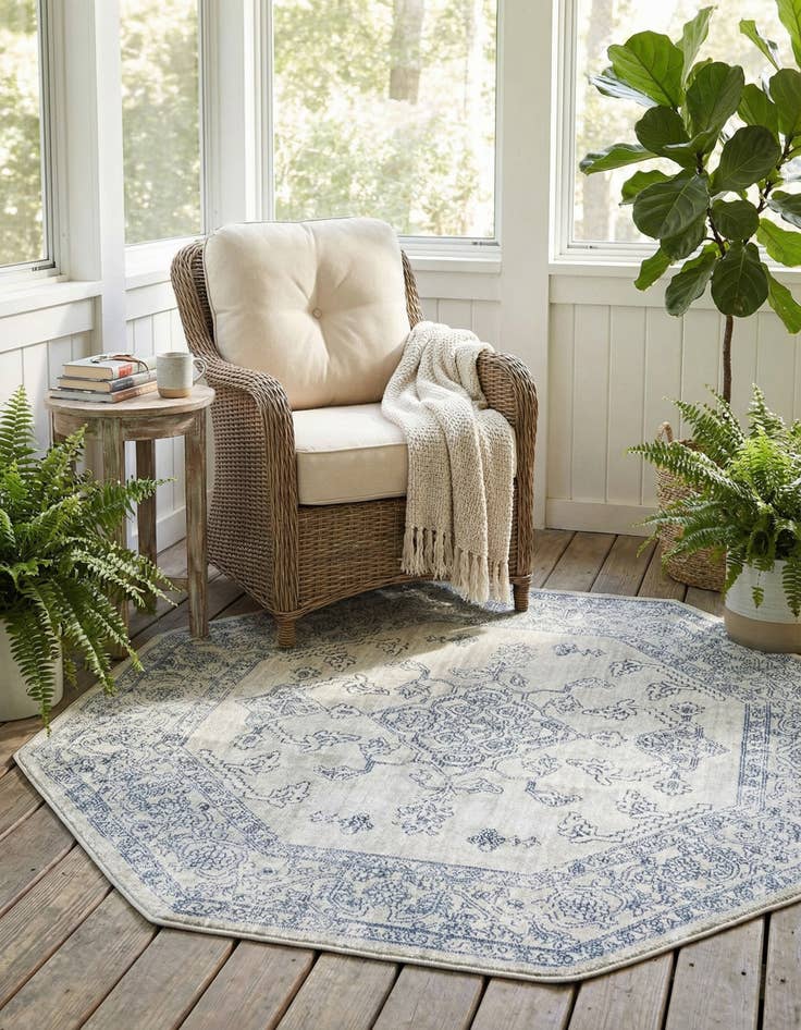 Detail image of 4' x 4' Newport Octagon Rug