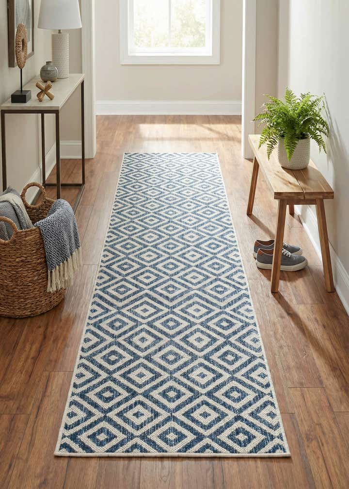 2' x 8' Easy-Clean Jill Zarin Costa Rica Indoor / Outdoor Runner Rug