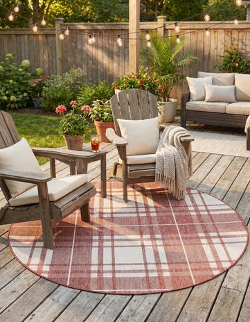 6' x 6' Easy-Clean Checkered Indoor / Outdoor Round Rug