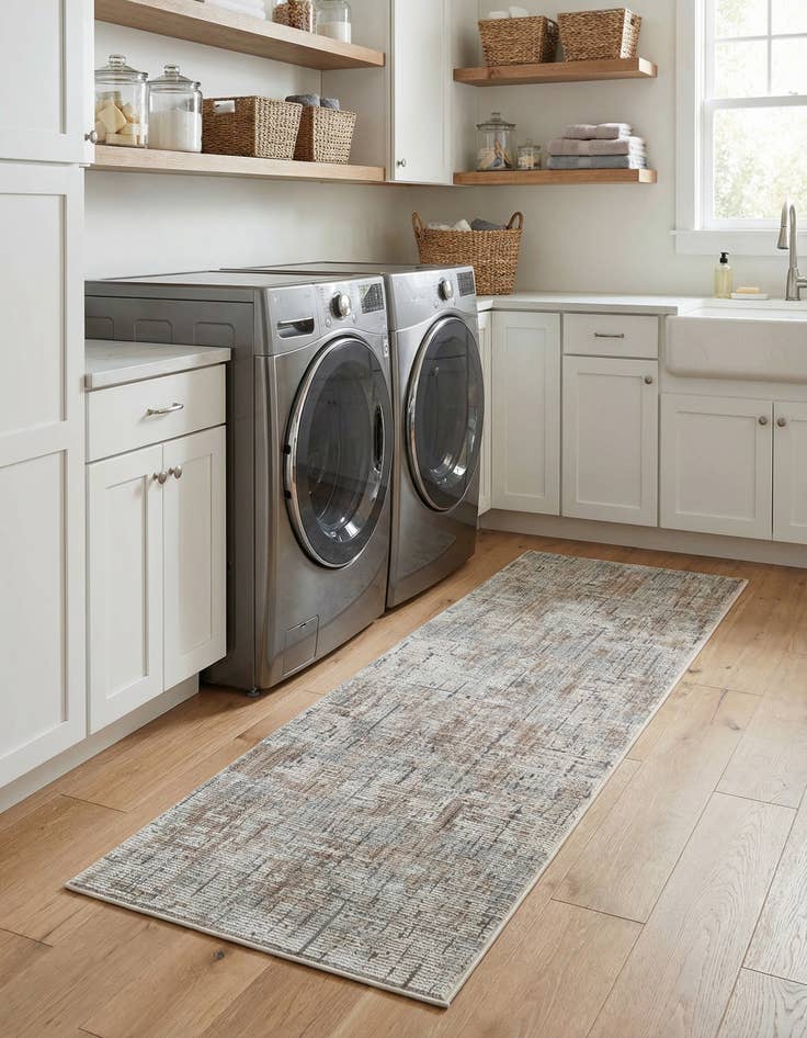 Detail image of  2' x 6' Silta Runner Rug