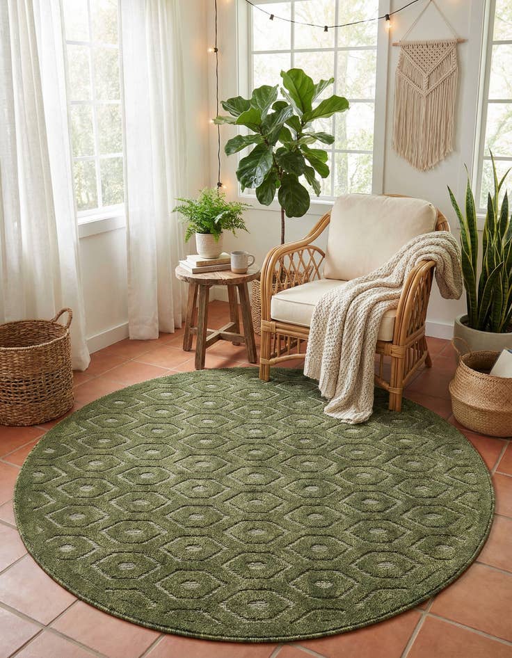 Detail image of 5' 3 x 5' 3  Washable Trellis Textured Indoor / Outdoor Round Rug