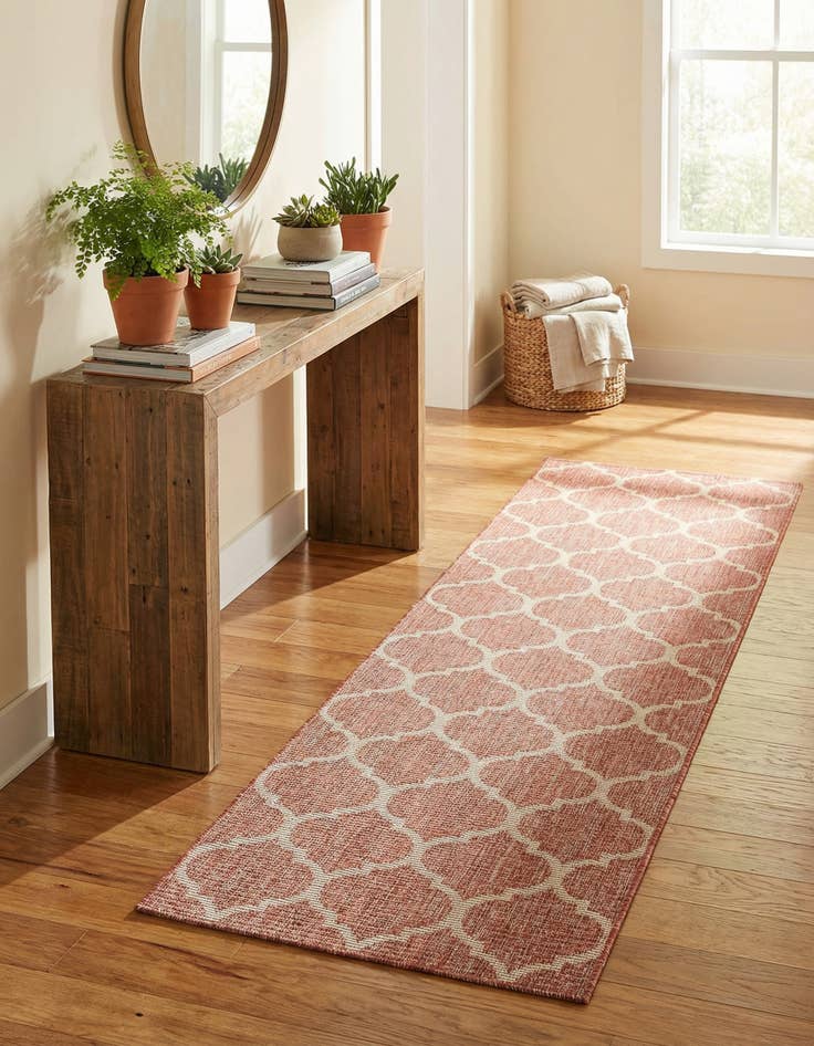 Detail image of 2' 7 x 10'  Washable Trellis Indoor / Outdoor Runner Rug