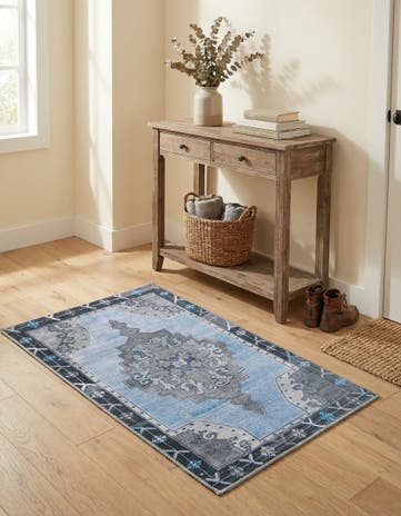2' x 3' Washable Timeless Rug