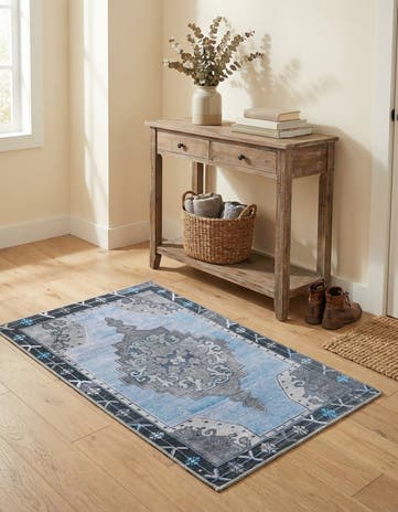 2' x 3' Washable Timeless Rug