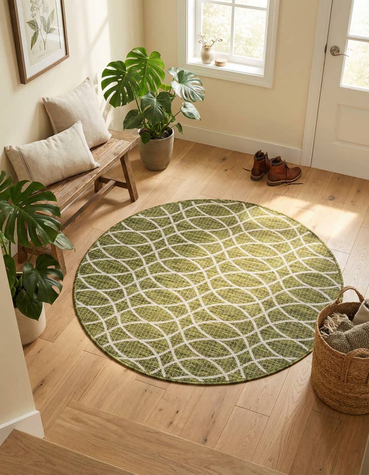 Detail image of  4' x 4'  Washable Lattice Indoor / Outdoor Round Rug