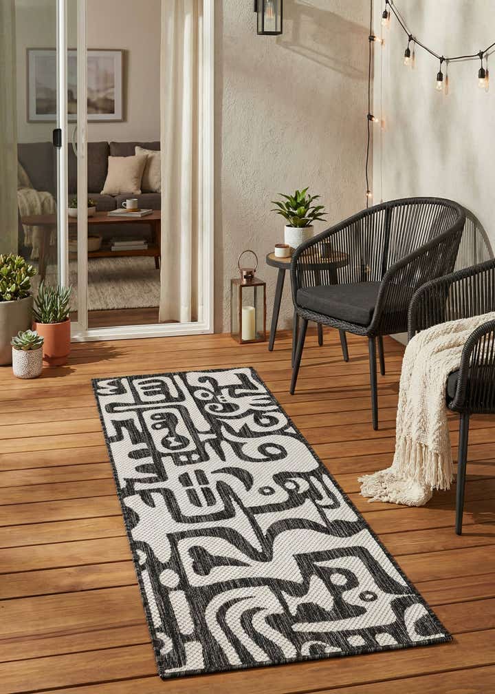 2' x 5' 3 Easy-Clean Modern Indoor / Outdoor Runner Rug