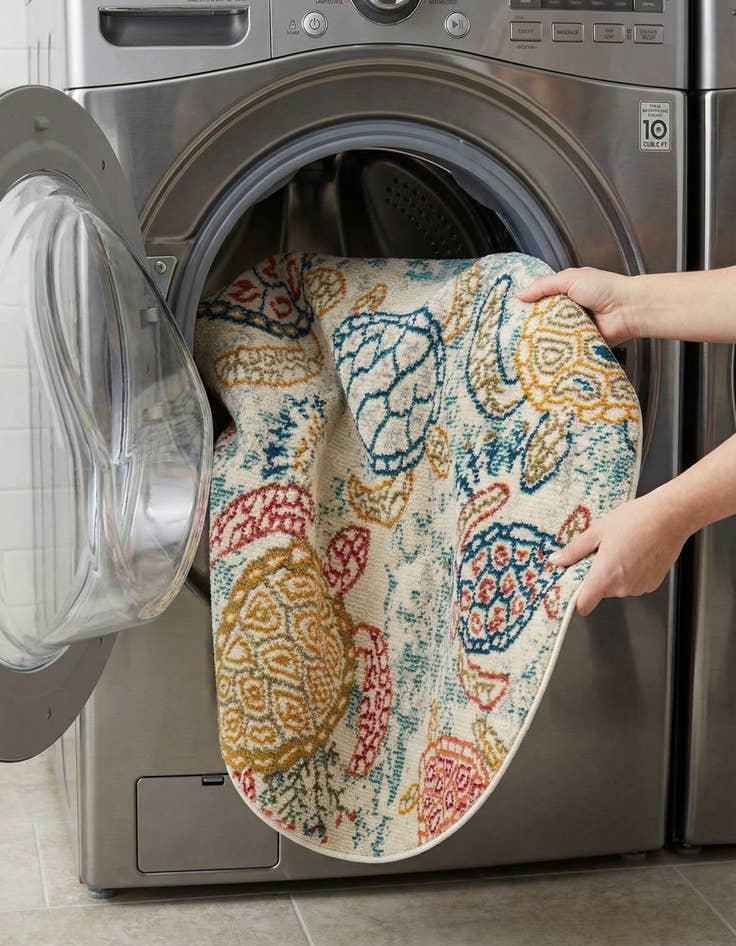 Detail image of 3' 3 x 3' 3  Washable Capri Round Rug