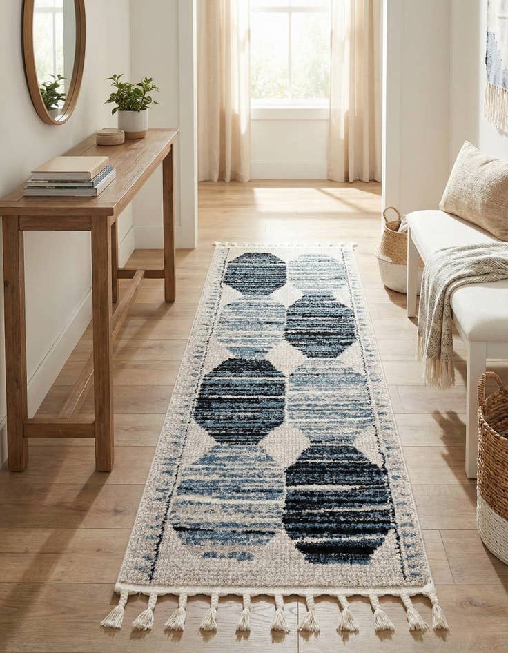 Detail image of 2' x 6' Aramis Runner Rug