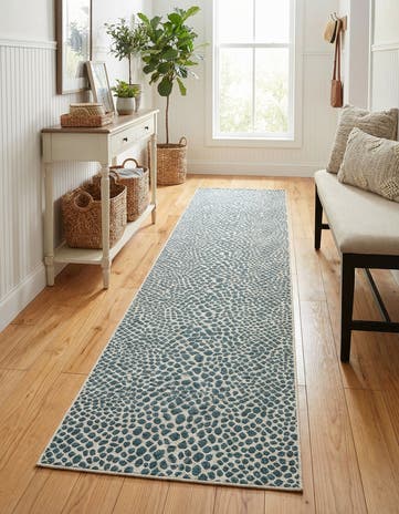 2' 7 x 14' Easy-Clean Jill Zarin Indoor / Outdoor Runner Rug