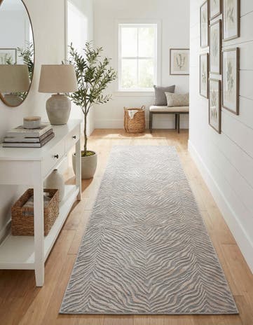 Gray and Ivory Finsbury Runner Rug