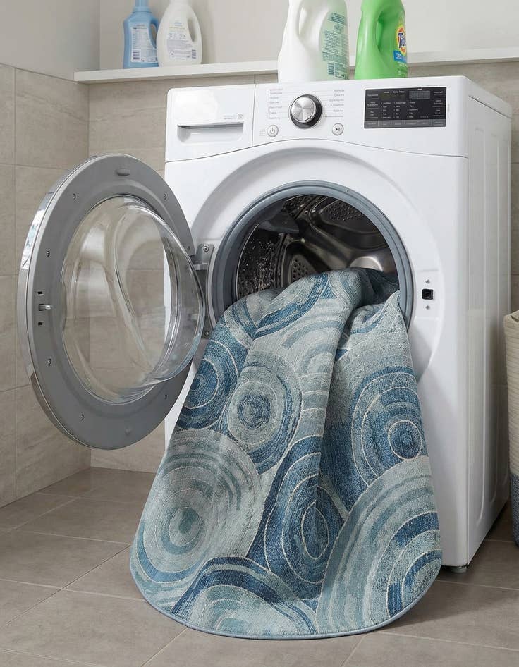 Detail image of 8' x 8'  Washable Modern Indoor / Outdoor Round Rug