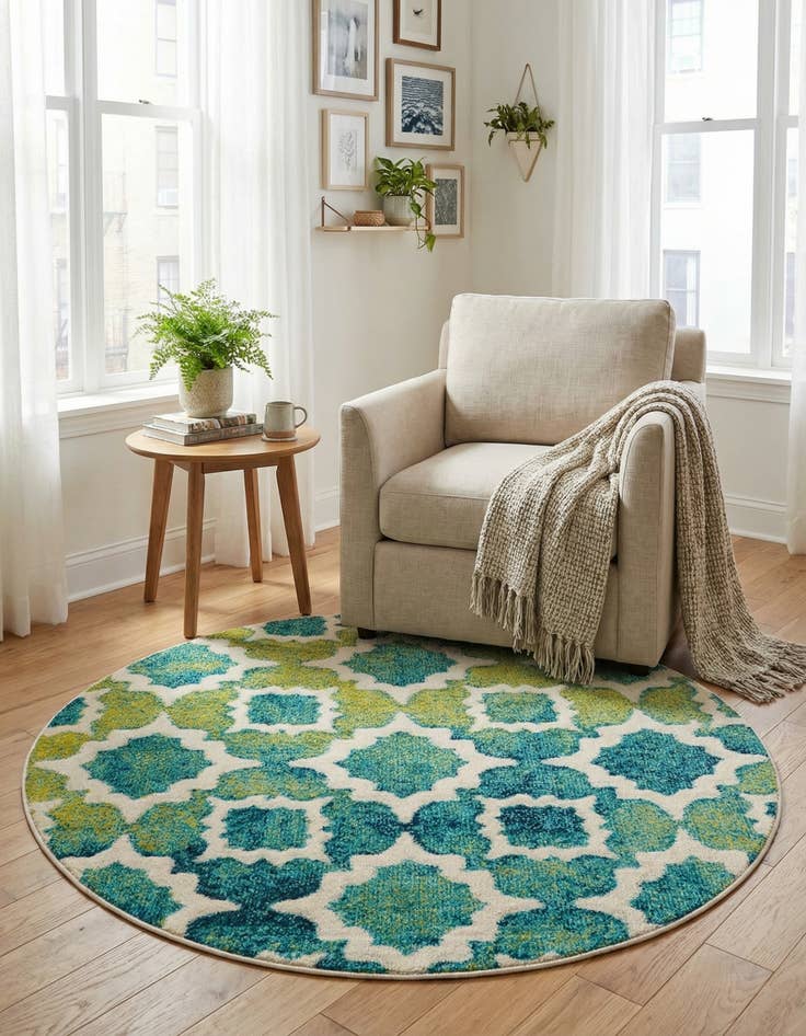 Detail image of 3' x 3' Azalea Round Rug