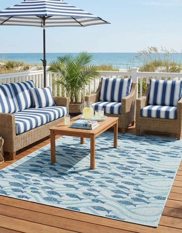 7' 1 x 10' Easy-Clean Coastal Indoor / Outdoor Rug