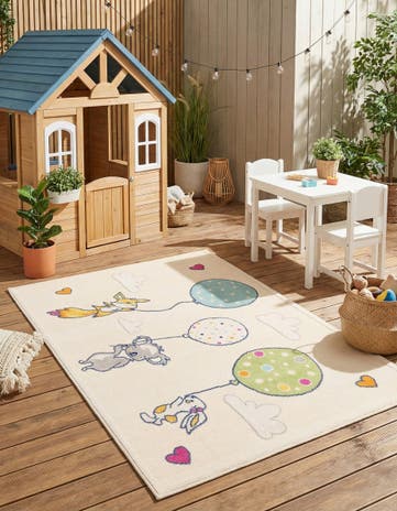 Light Cream Easy-Clean Indoor / Outdoor Rug