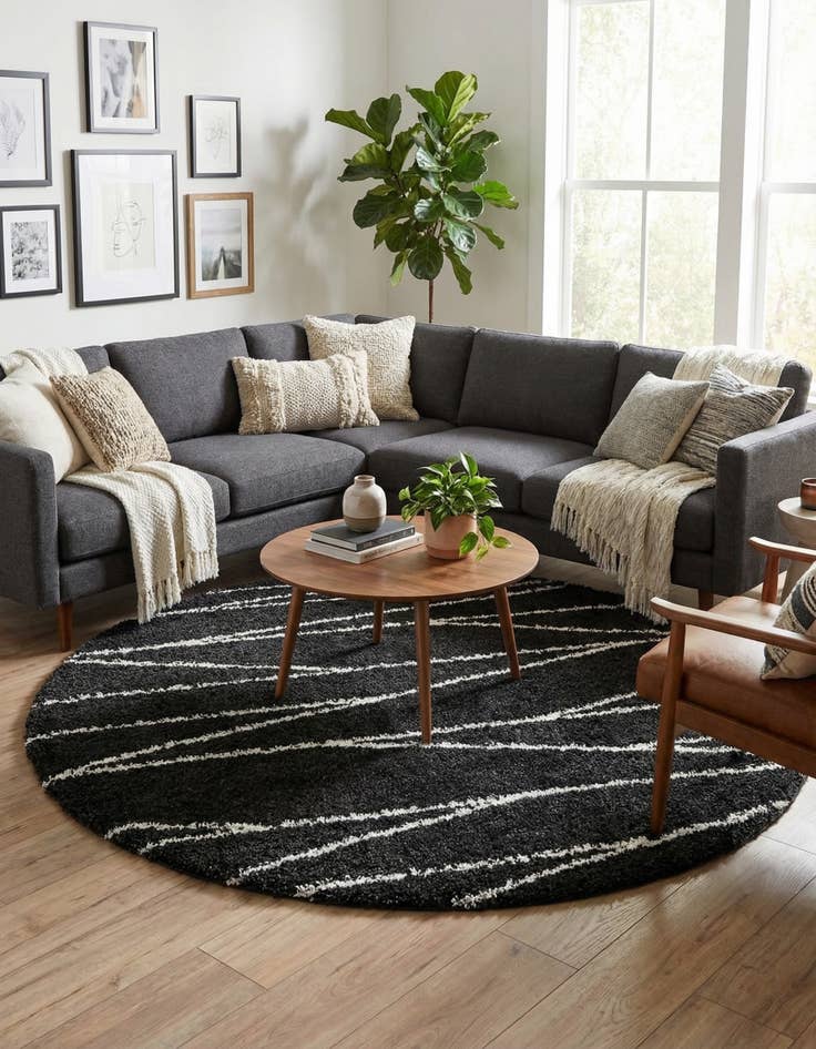 Detail image of  7' x 7' Serenity Shag Round Rug