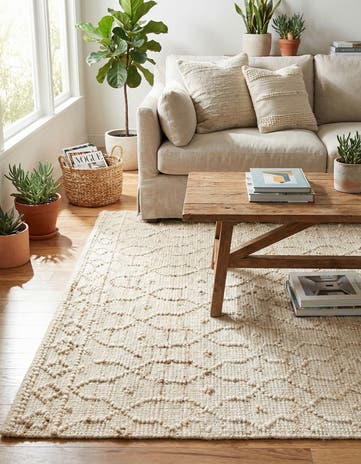 4' 1 x 6' 1 Hand Woven Larsa Jute Rug