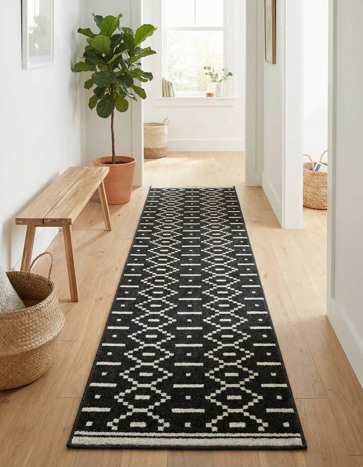 Detail image of 2' x 8' Oslo Runner Rug