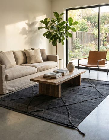 4' 2 x 5' 9 Hand Woven Kilim Modern Wool Rug
