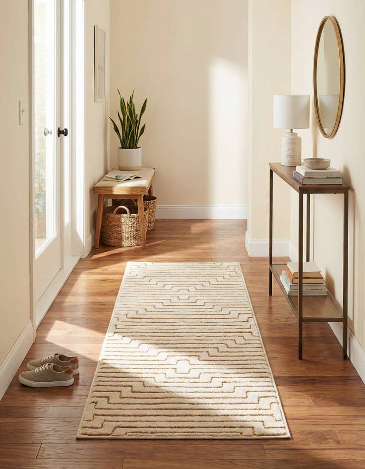 Detail image of  2' x 5' Vogue Geo Runner Rug