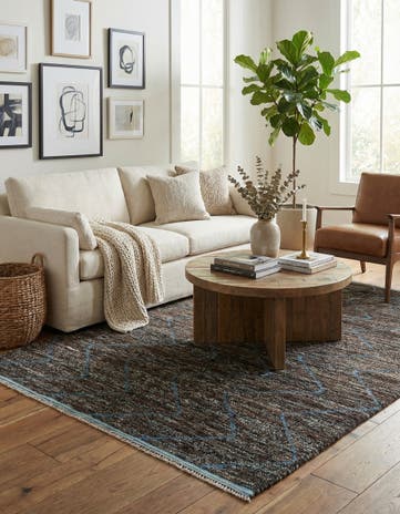 5' 1 x 8' 3 Hand Knotted Moroccan Wool Rug