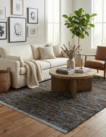 5' 1 x 8' 3 Hand Knotted Moroccan Wool Rug