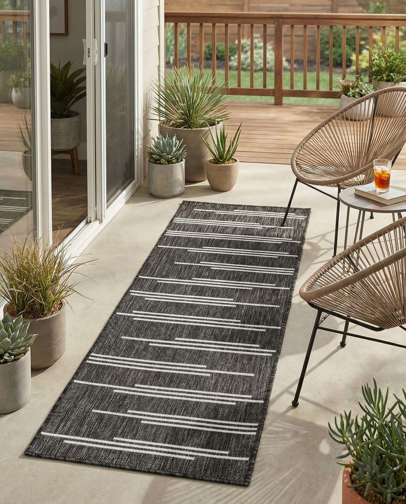 2' x 5' 3 Easy-Clean Modern Indoor / Outdoor Runner Rug