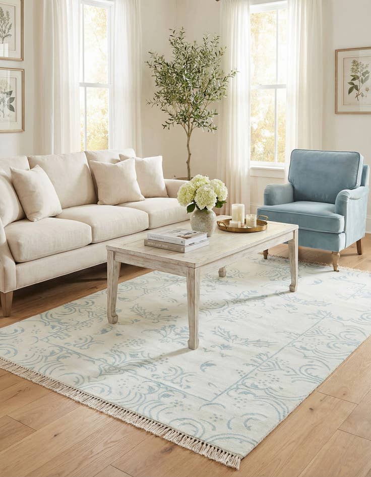 Detail image of 4' x 5' 11 Darya Rug