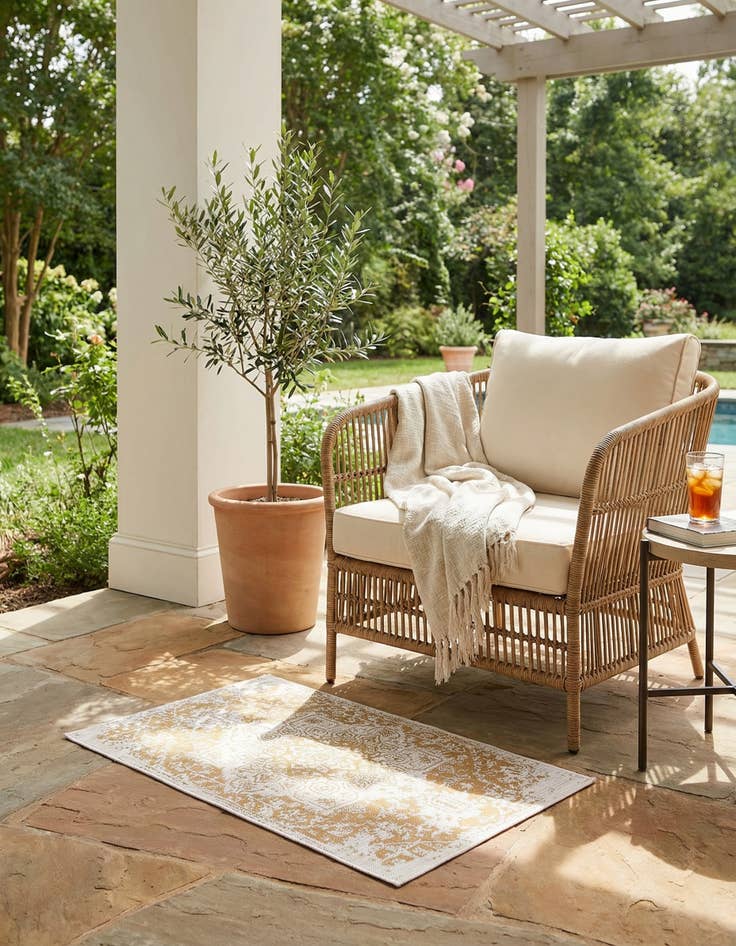 Detail image of 1' 4 x 1' 4  Washable Jill Zarin Dubai Indoor / Outdoor Sample Rug