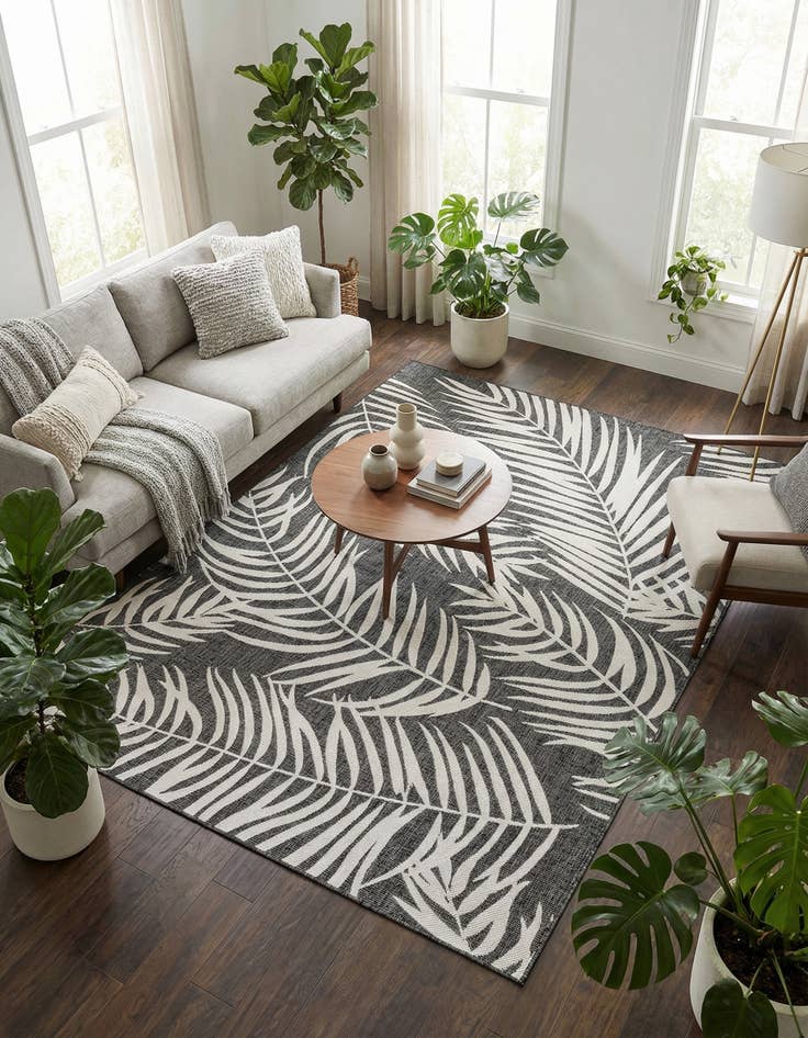 Detail image of 7' x 10'  Washable Botanical Indoor / Outdoor Rug