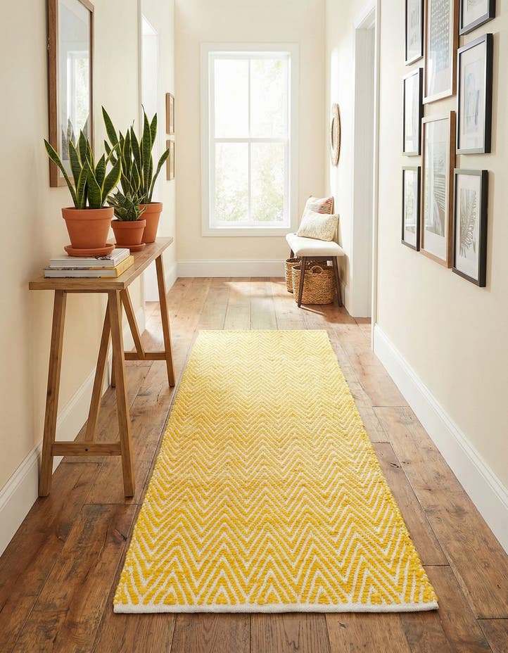 2' 7 x 10' Hand Woven Chindi Chevron Runner Rug