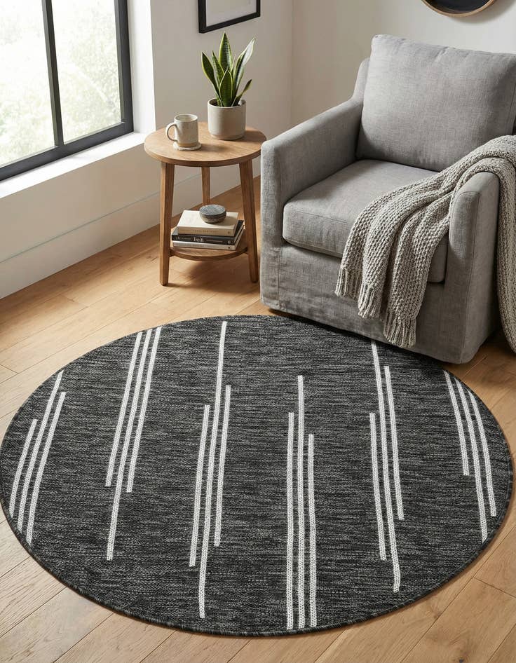 Detail image of  3' 1 x 3' 1  Washable Modern Indoor / Outdoor Round Rug