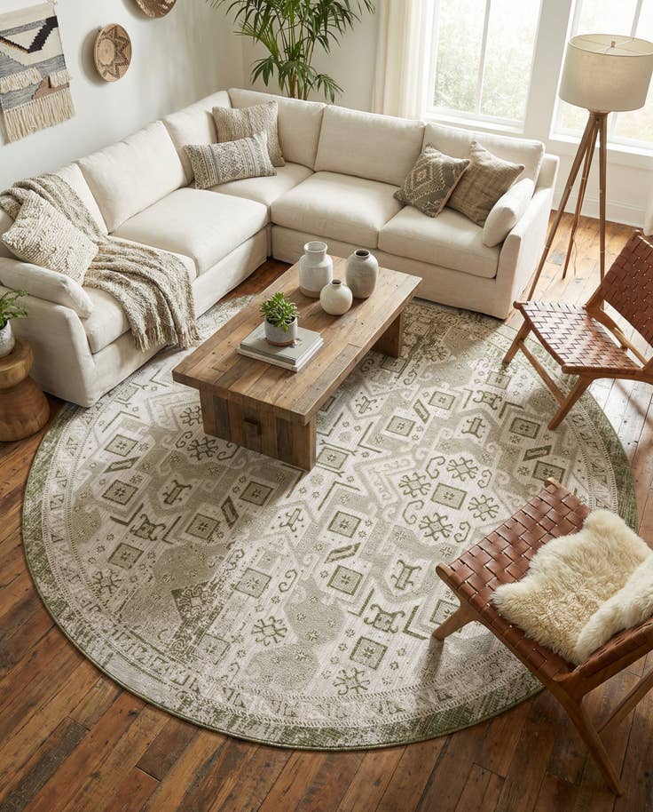 Detail image of 10' x 10' Easy-Clean Aztec Indoor / Outdoor Round Rug