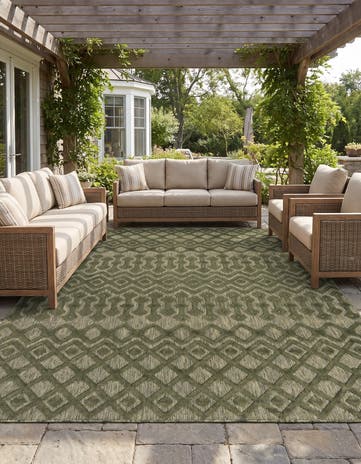 7' 10 x 10' Easy-Clean Trellis Textured Indoor / Outdoor Rug