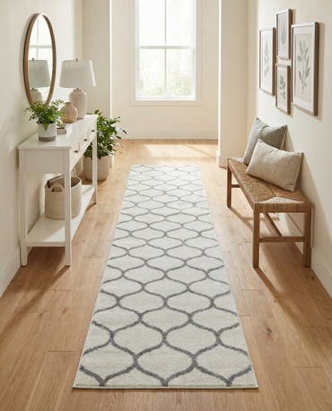  2' x 13' Lattice Frieze Runner Rug