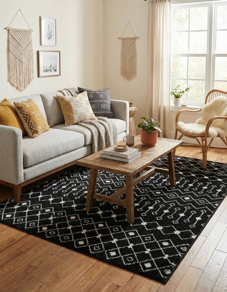 Detail image of 5' 3 x 8' Moroccan Trellis Rug