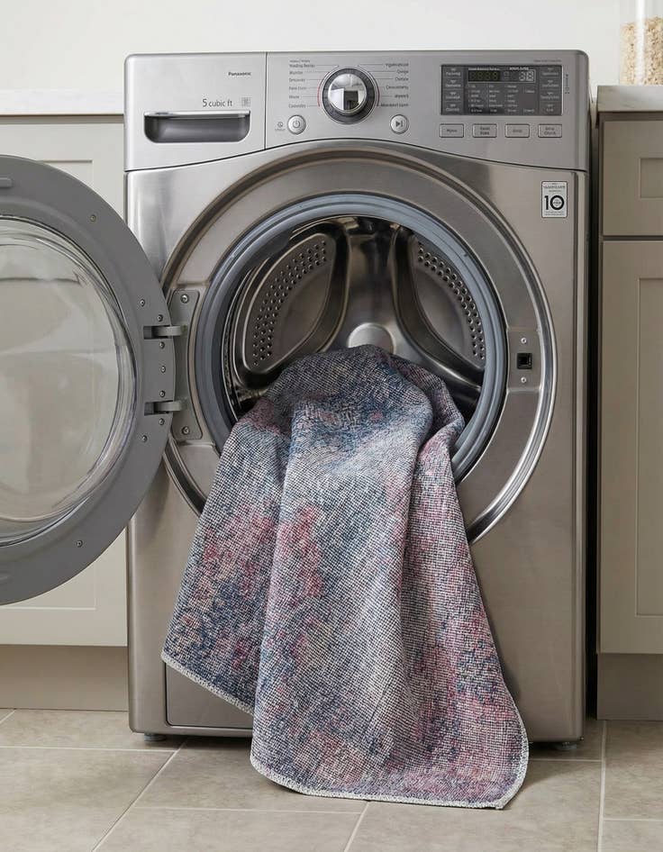 Detail image of  4' x 6'  Washable Sisu Rug