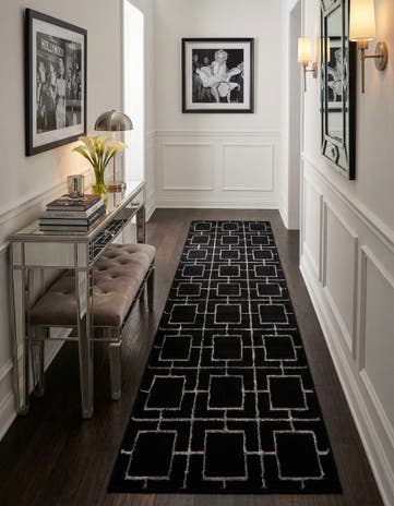 2' x 8' Marilyn Monroe&trade; Glam Deco Runner Rug