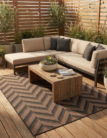 6' x 9' Easy-Clean Modern Indoor / Outdoor Rug