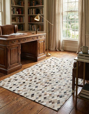 4' 7 x 6' 6 Cowhide Stocks Rug