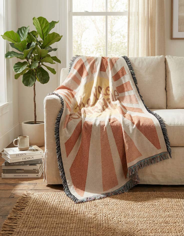 Detail image of 4' 6 x 6' Hello Sunshine Throw Blanket