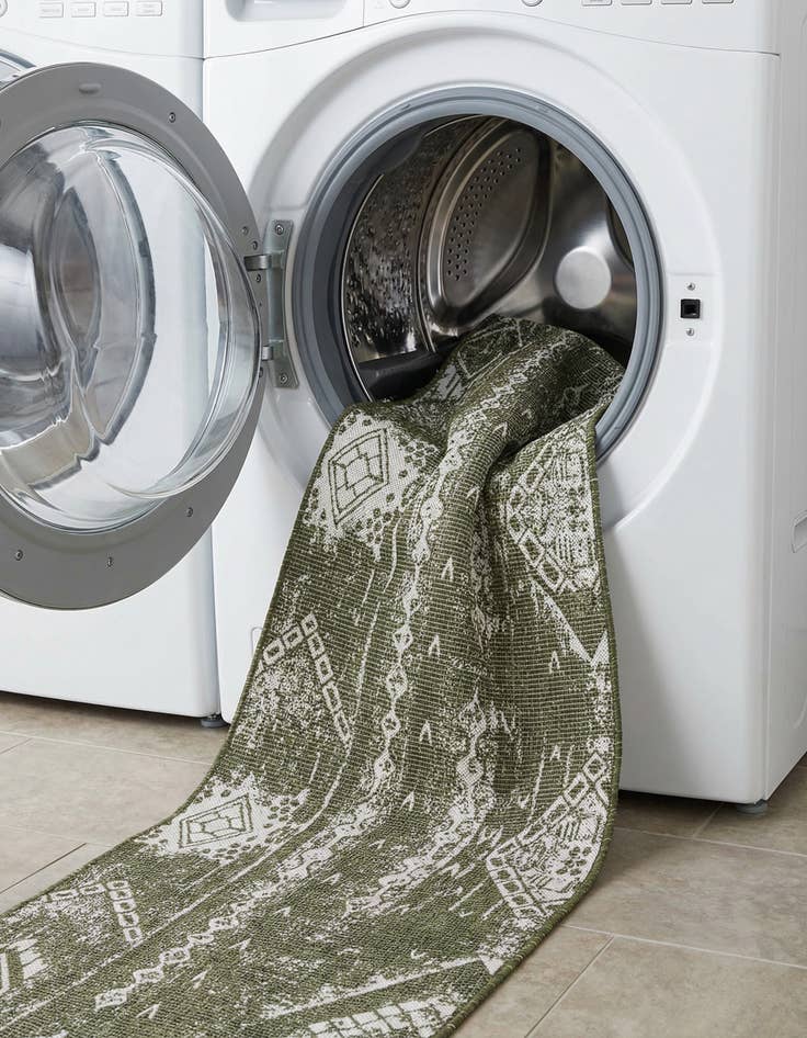 Detail image of 2' 7 x 12'  Washable Bohemian Indoor / Outdoor Runner Rug