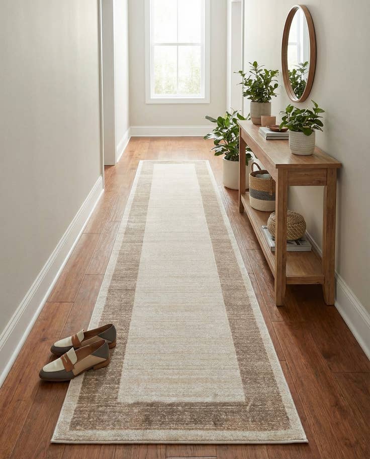 Detail image of Jill Zarin 2' 7 x 14' Uptown Yorkville Runner Rug
