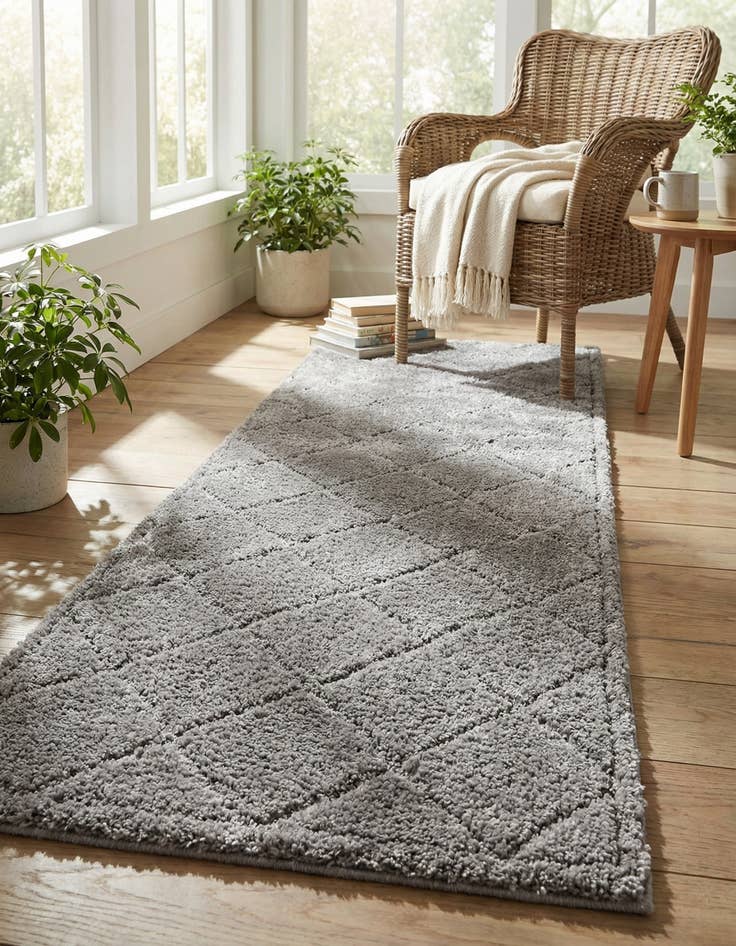 Detail image of 2' 7 x 10' Trellis Shag Runner Rug