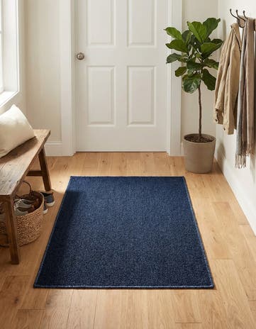 2' x 3' 1 Easy-Clean Solid Indoor / Outdoor Rug