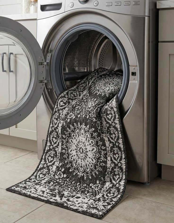 Detail image of  2' x 5' 3  Washable Traditional Indoor / Outdoor Runner Rug